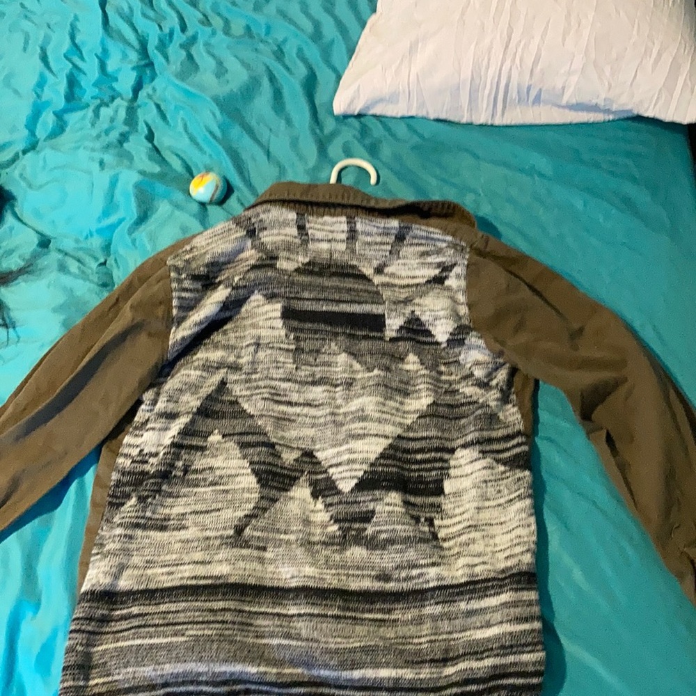 Jacket - Picture 5 of 5